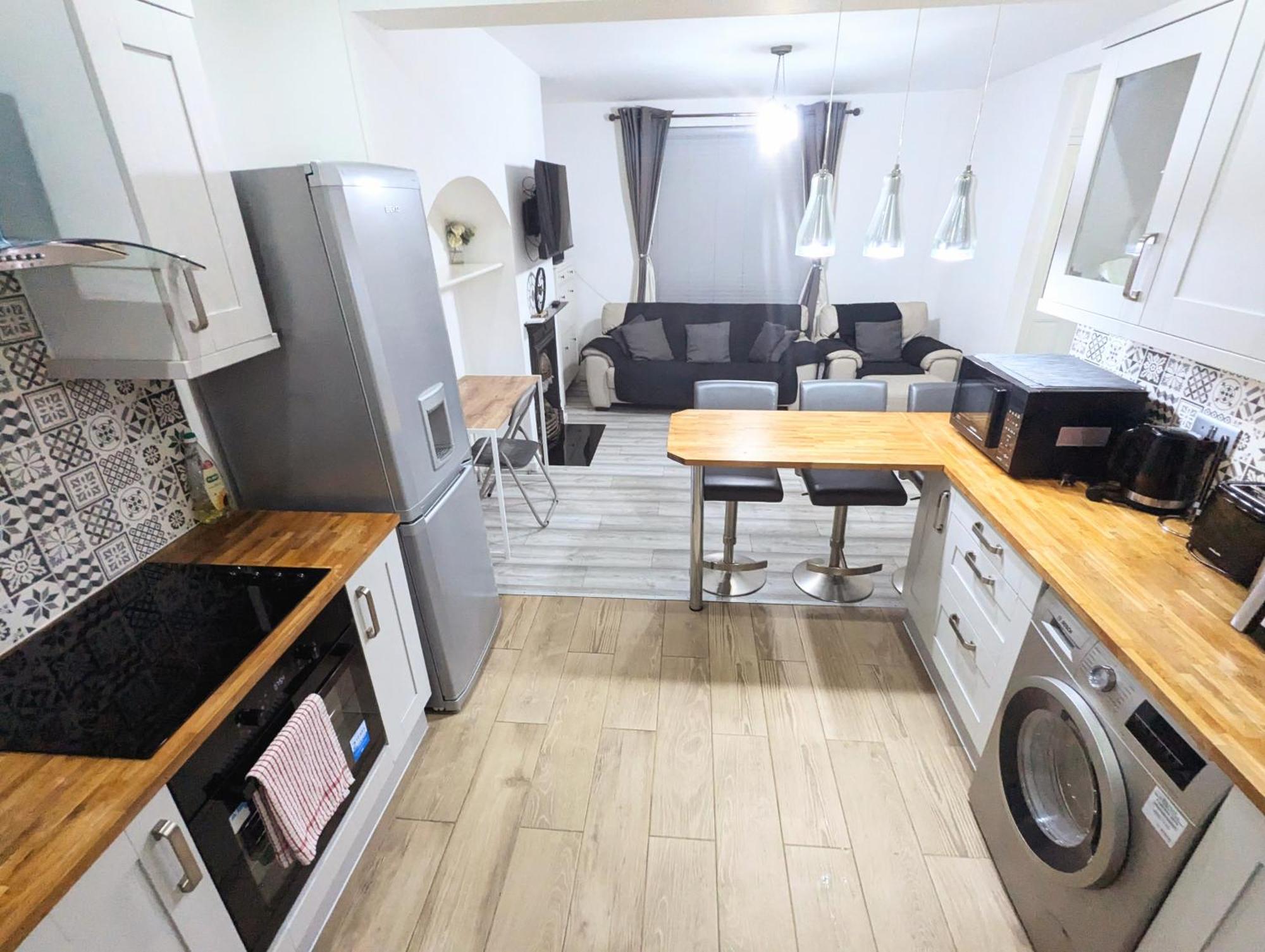 Bromley Serviced Apartments - Beckenham Place Park - London - 2 Bed House - Free Parking - 2 Beds 1 Sofabed 外观 照片