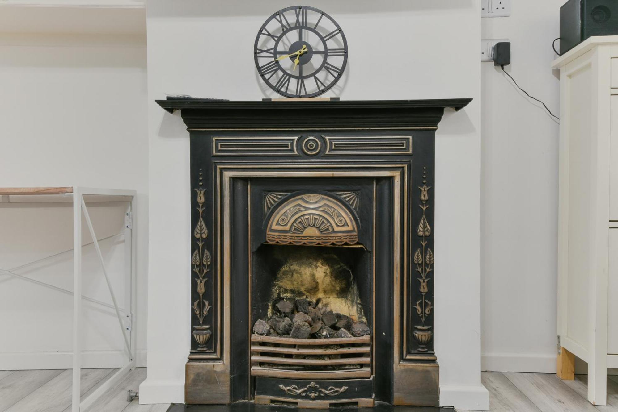 Bromley Serviced Apartments - Beckenham Place Park - London - 2 Bed House - Free Parking - 2 Beds 1 Sofabed 外观 照片