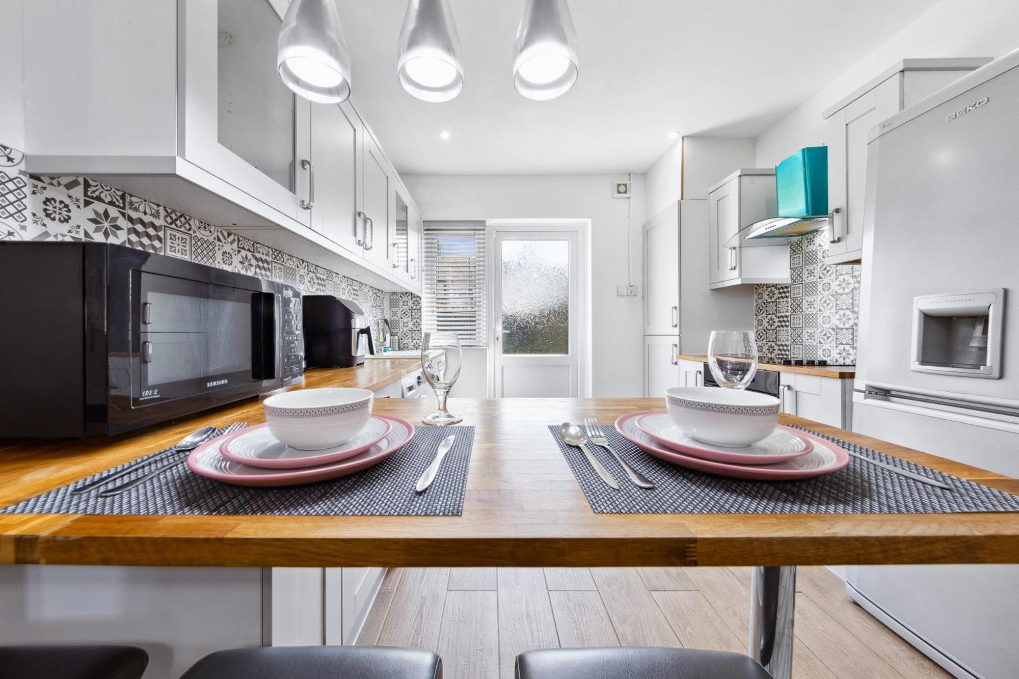 Bromley Serviced Apartments - Beckenham Place Park - London - 2 Bed House - Free Parking - 2 Beds 1 Sofabed 外观 照片